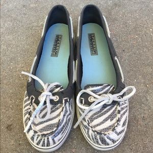Sperry Zebra print size 7